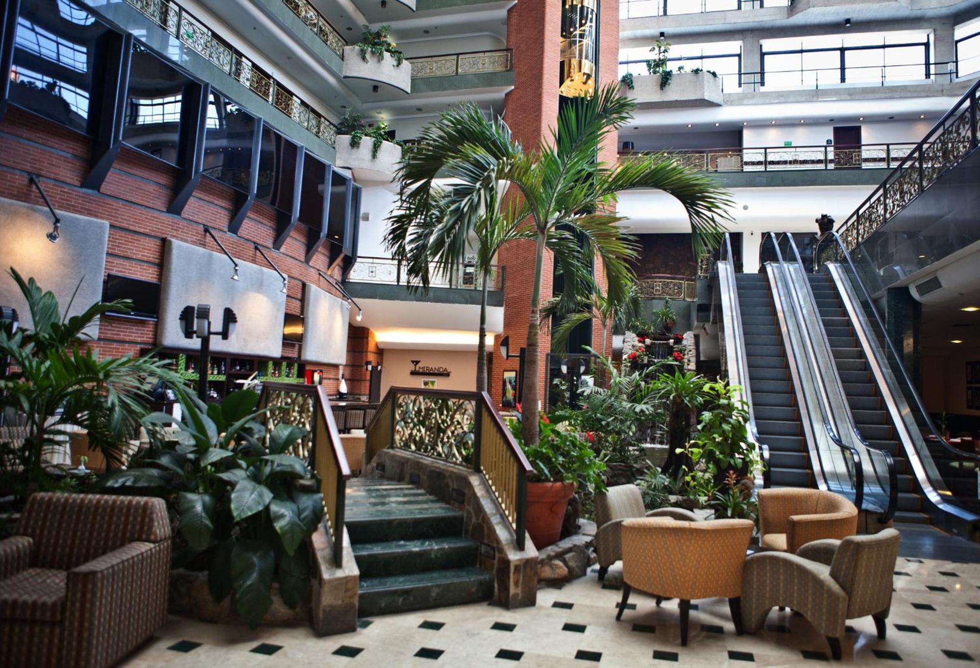 Executive Suites Valencia Buitenkant foto