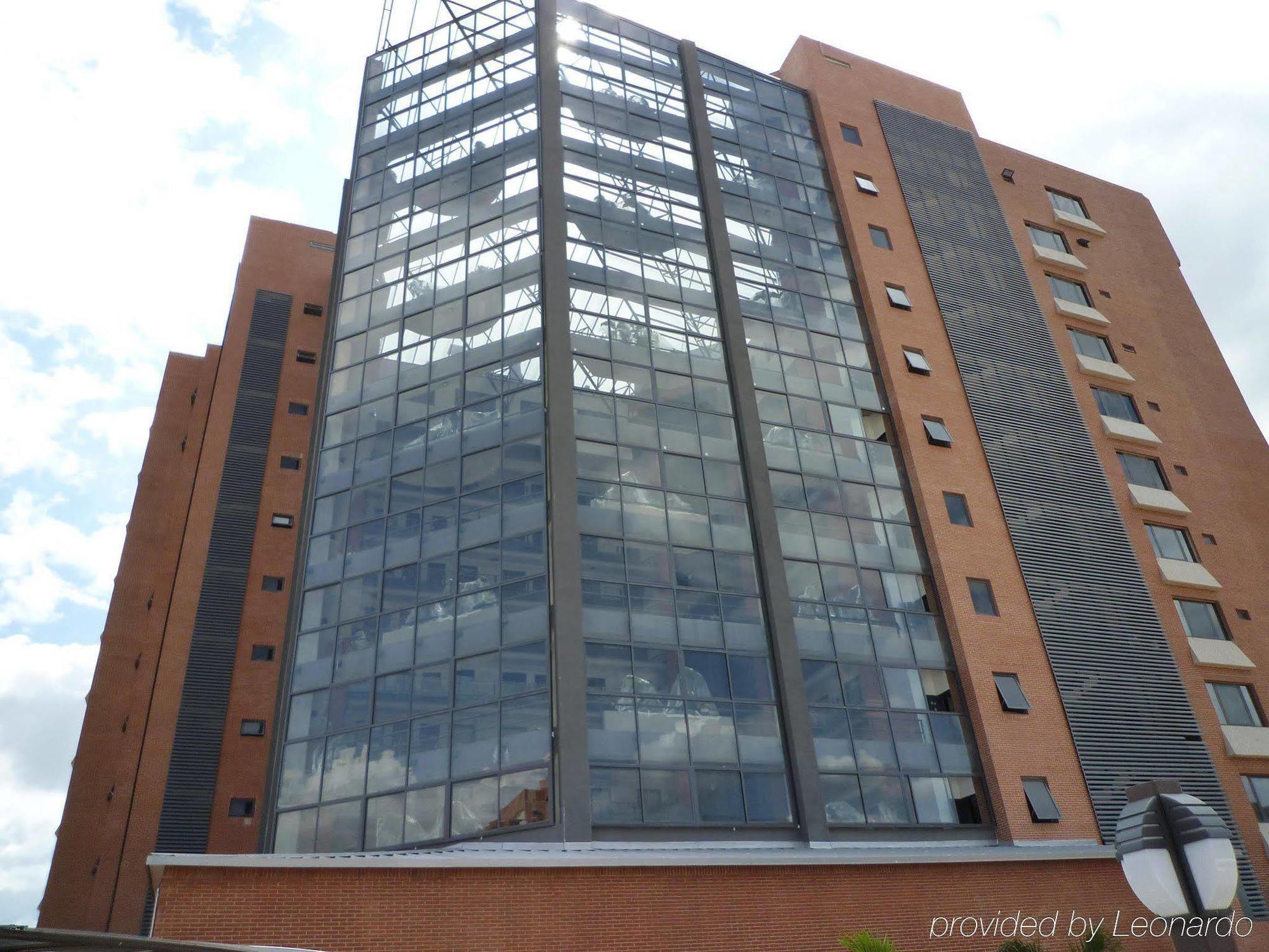 Executive Suites Valencia Buitenkant foto